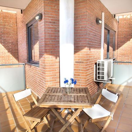 New & Sunny Apartment Barcelona Ngoại thất bức ảnh