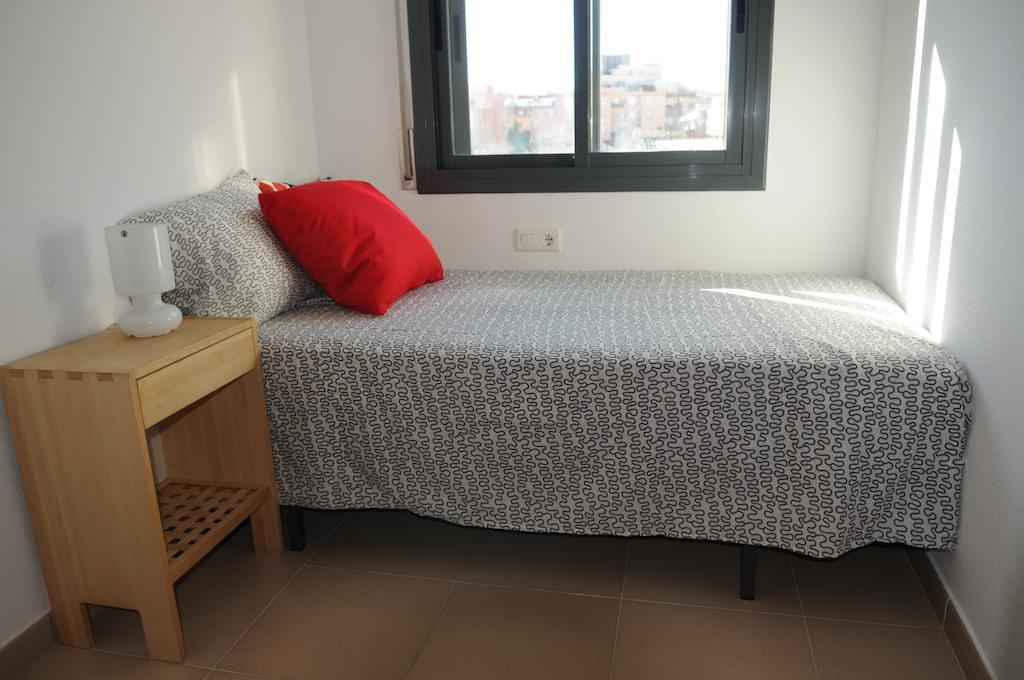 New & Sunny Apartment Barcelona Ngoại thất bức ảnh
