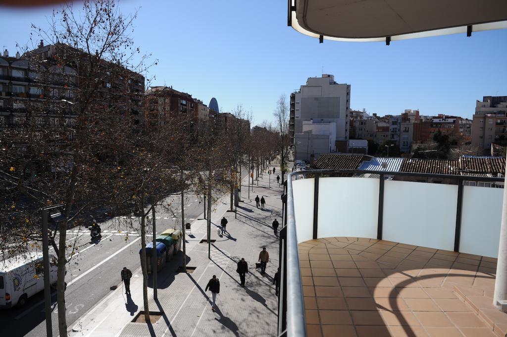 New & Sunny Apartment Barcelona Ngoại thất bức ảnh