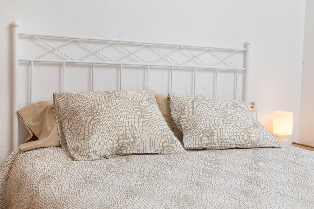 New & Sunny Apartment Barcelona Ngoại thất bức ảnh