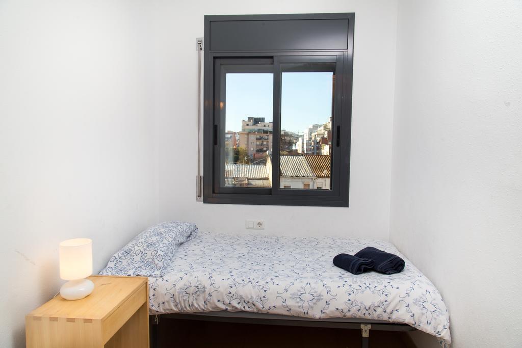New & Sunny Apartment Barcelona Ngoại thất bức ảnh