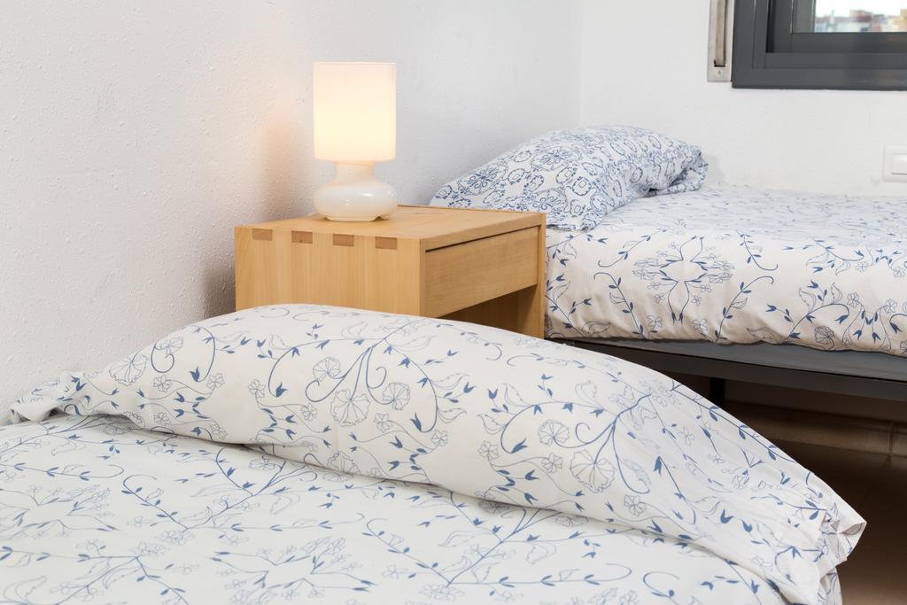 New & Sunny Apartment Barcelona Ngoại thất bức ảnh