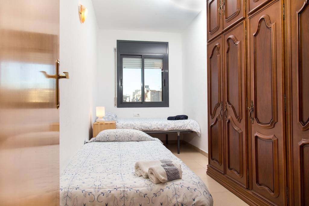 New & Sunny Apartment Barcelona Ngoại thất bức ảnh